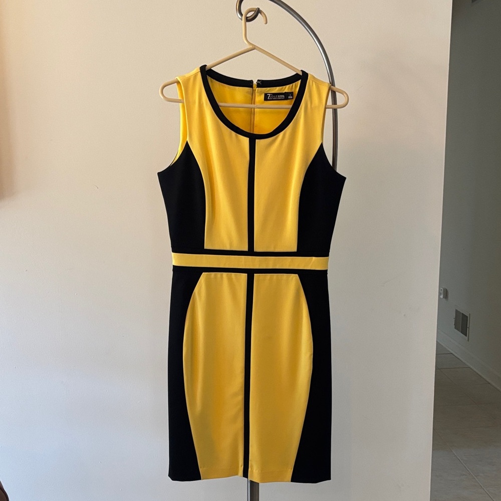 Chic Colorblock Cocktail Dress in Black and Yellow